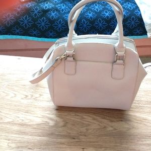Ladies nine west off white tote